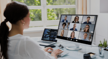 Lợi ích của Zoom cho họp quốc tế